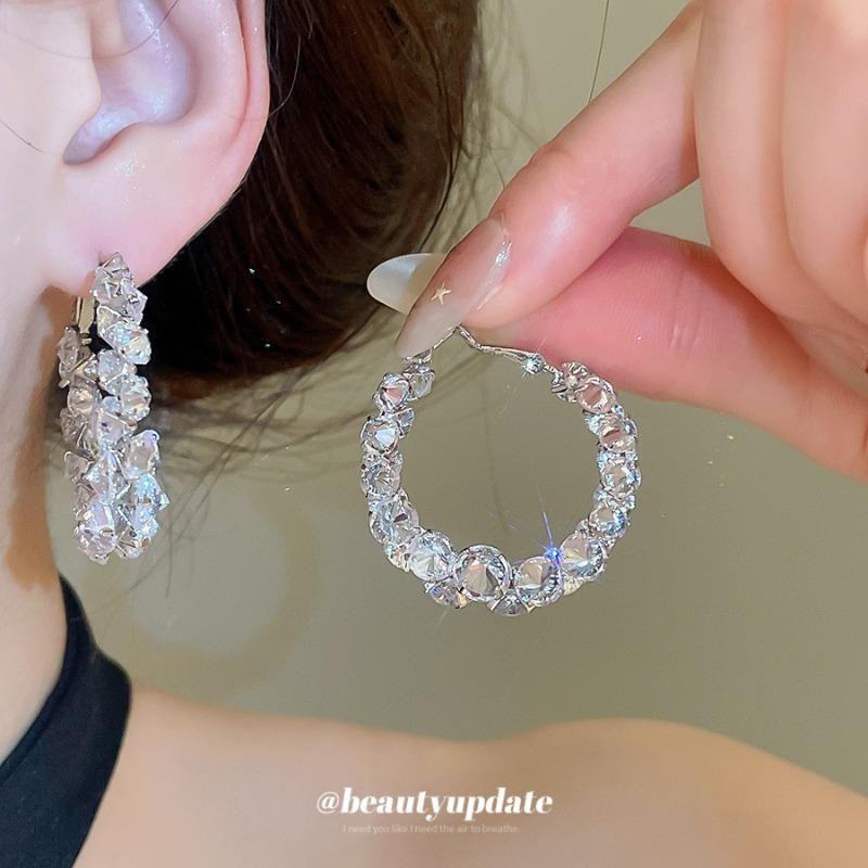 Silver Needle Zircon Crystal Round Earrings Personalized Fashion Exquisite Earrings Light Luxury High Sense Earrings Design Sense Niche