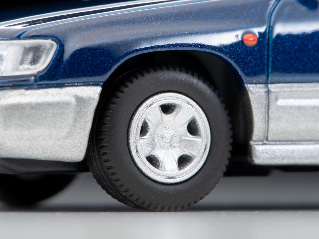 TOMYTEC Tomica Limited Vintage Neo LV-N328a Subaru Forester C20 Námořně šedá 97 Rok Hotový výrobek