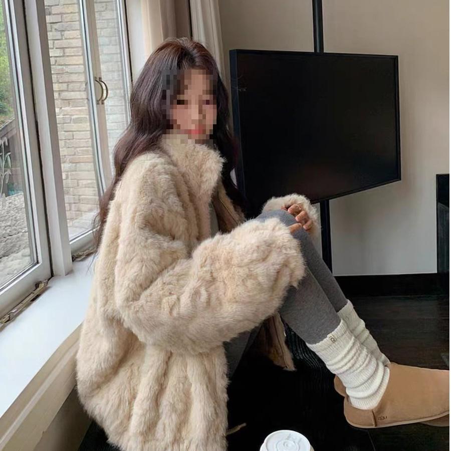 

Женская плюшевая куртка на молнии с воротником-стойкой Осень/Зима 2025 - Свободный крой, Плотная, Большого размера, Супер стильная L (62.5-70 kg) - Ships in 15 days бежевый