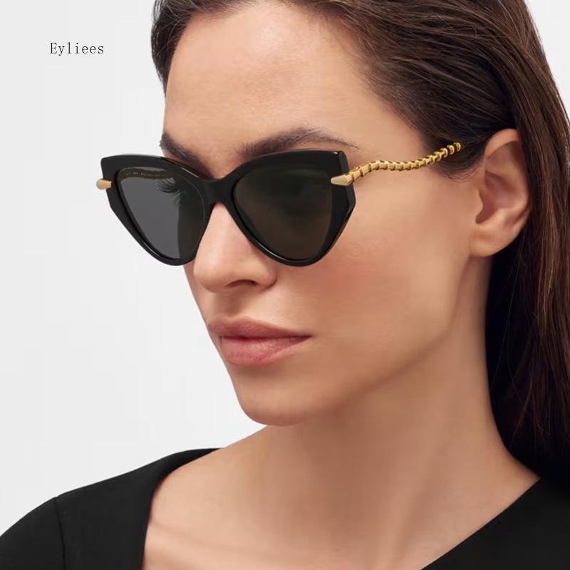New Fashion Vintage Sunglasses Women Male Design Vintage Cat Eye Sun Spectacles Female Ins Popular Black Eye Spectacles Male's