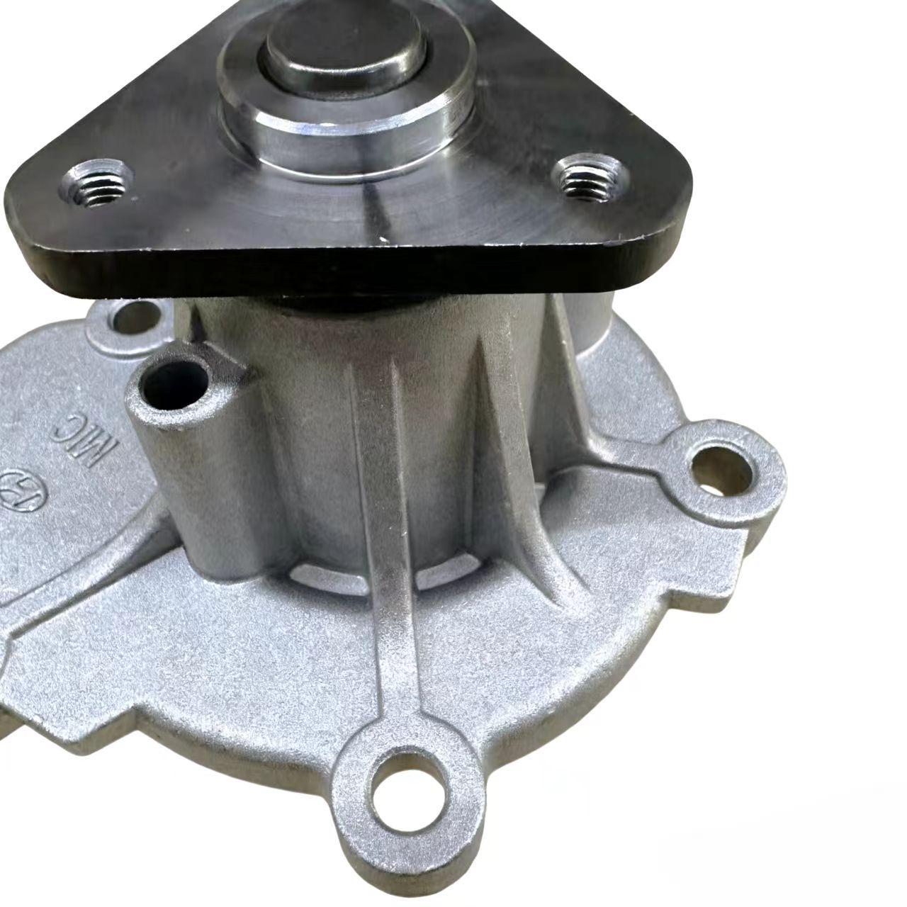 

Compatible Engine Water Pump for Hyundai Kia (25100-2C000) . чорний