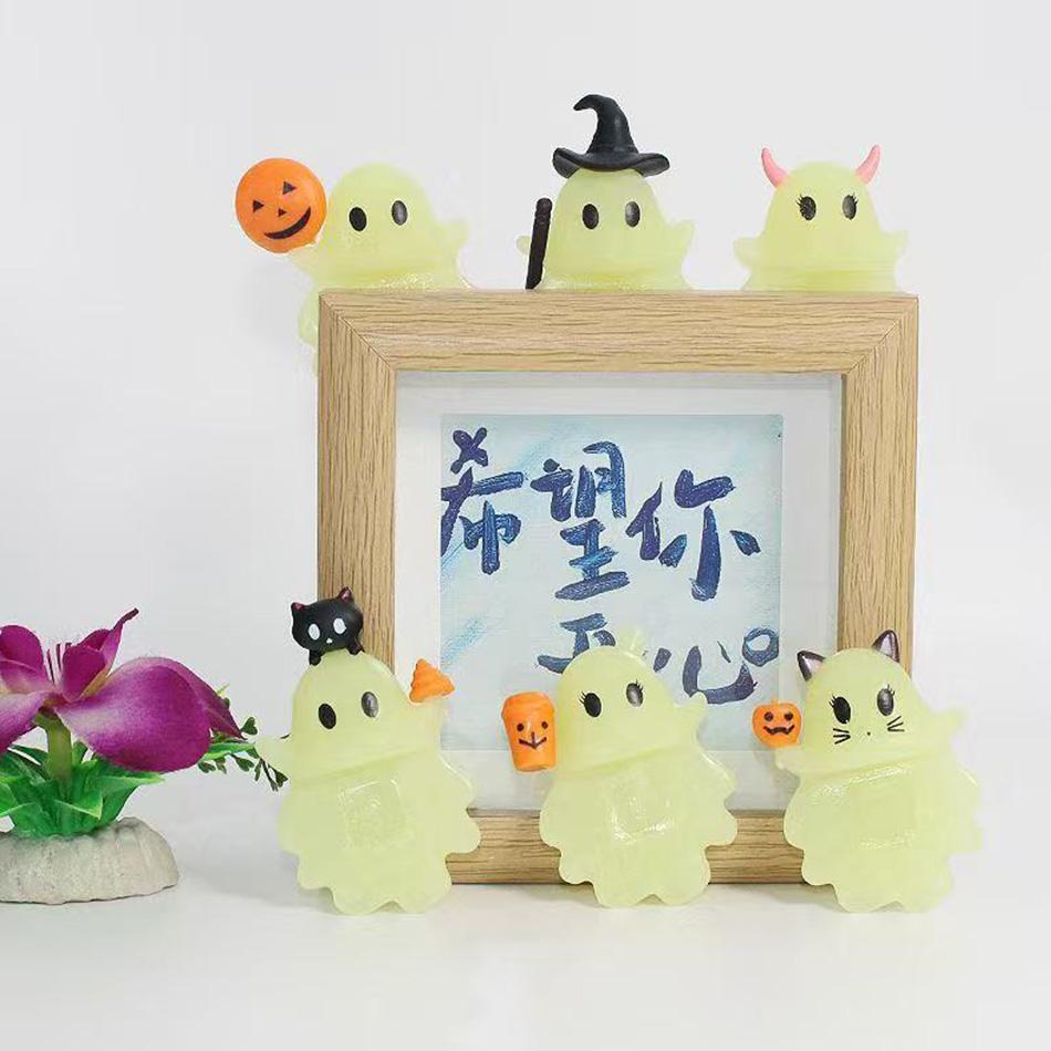 Ghostees Farmec de Telefon Fantomă de Halloween Mini Surpriză Figurină Distractivă pentru Birou Cutie Fantomă Drăguță Partener Misterios pentru Accesorii de Birou