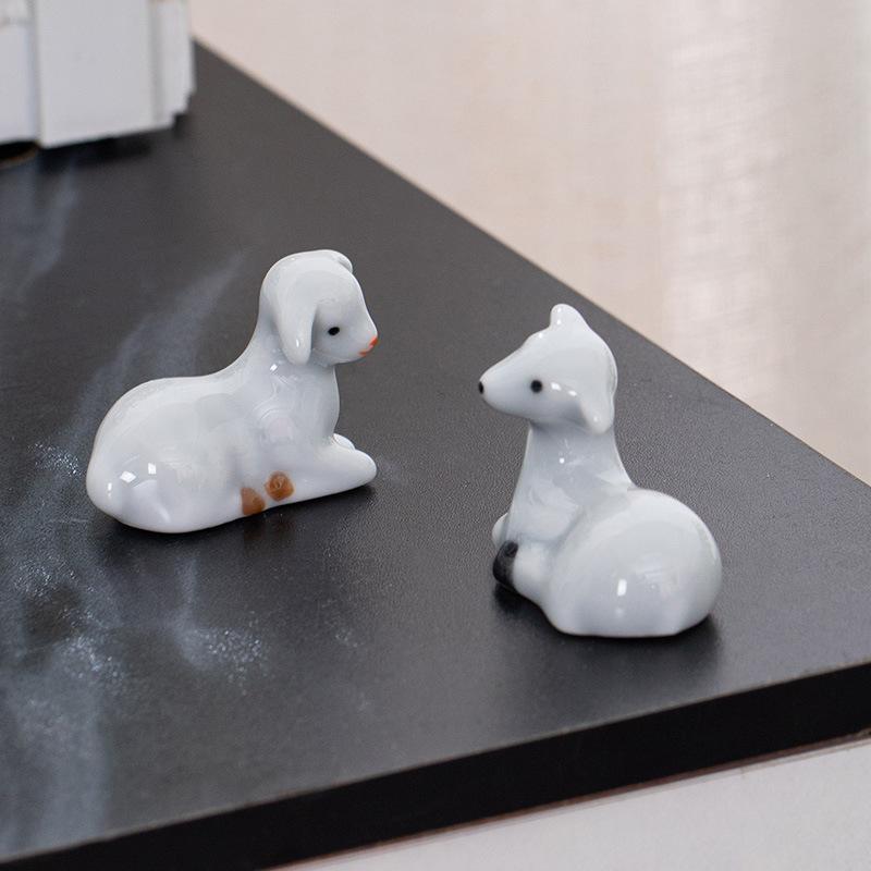 1/2 PCS Sheep Ceramic Chopstick Holder Japanese Style Tableware Underglaze Restaurant Simple Spoon Bracket Utensil for Kitchen