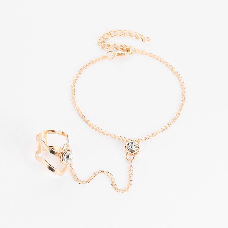 Fashionable European & American Knuckle Ring with Diamond-Studded Leaf Design and Attached Bracelet for Women