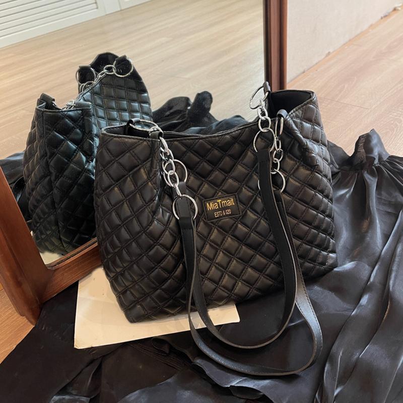 Women Fashion Shoulder Bag PU Leather Large Capacity Handbag and Purse For Female Travel Quilted All-match Shopping Tote Bag