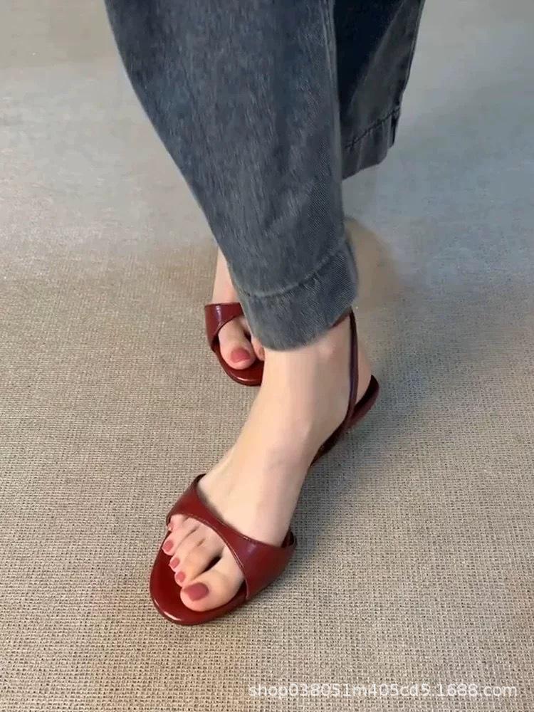 French Niche Kitten Heel Cowhide Sandals - Women's 2026 Summer Collection.