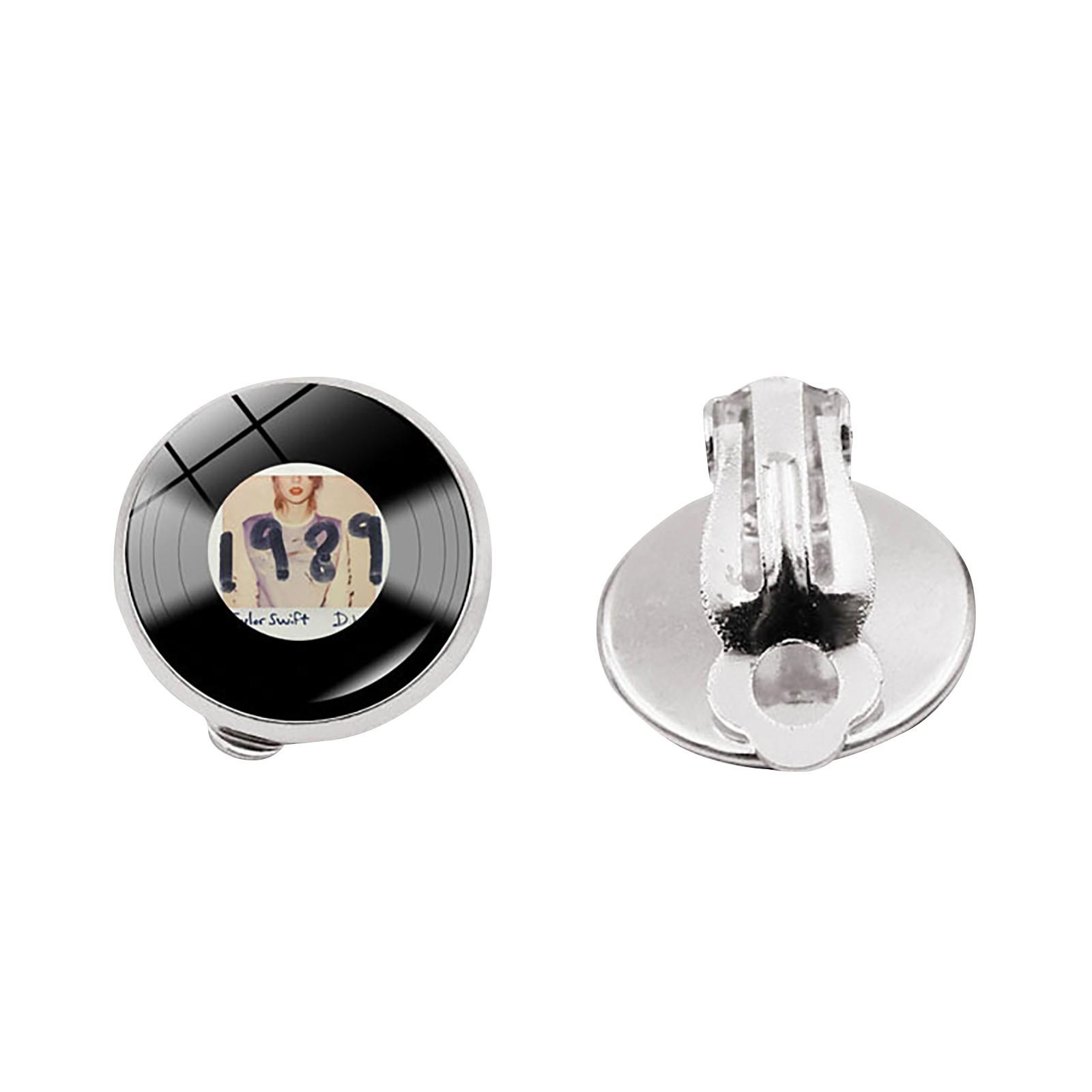 

Unique Record Shape Cufflinks for Men and Women Classic Music Theme Shirt Accessories for Business Wedding Party Gift One Size