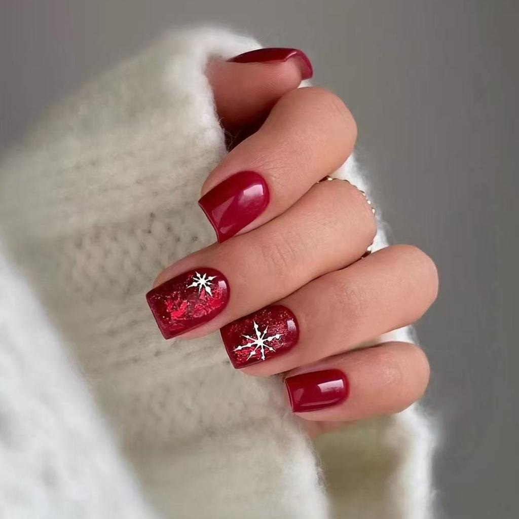 Christmas atmosphere Ankara red fragments sparkling snowflakes, versatile ins style manicure 24 pieces