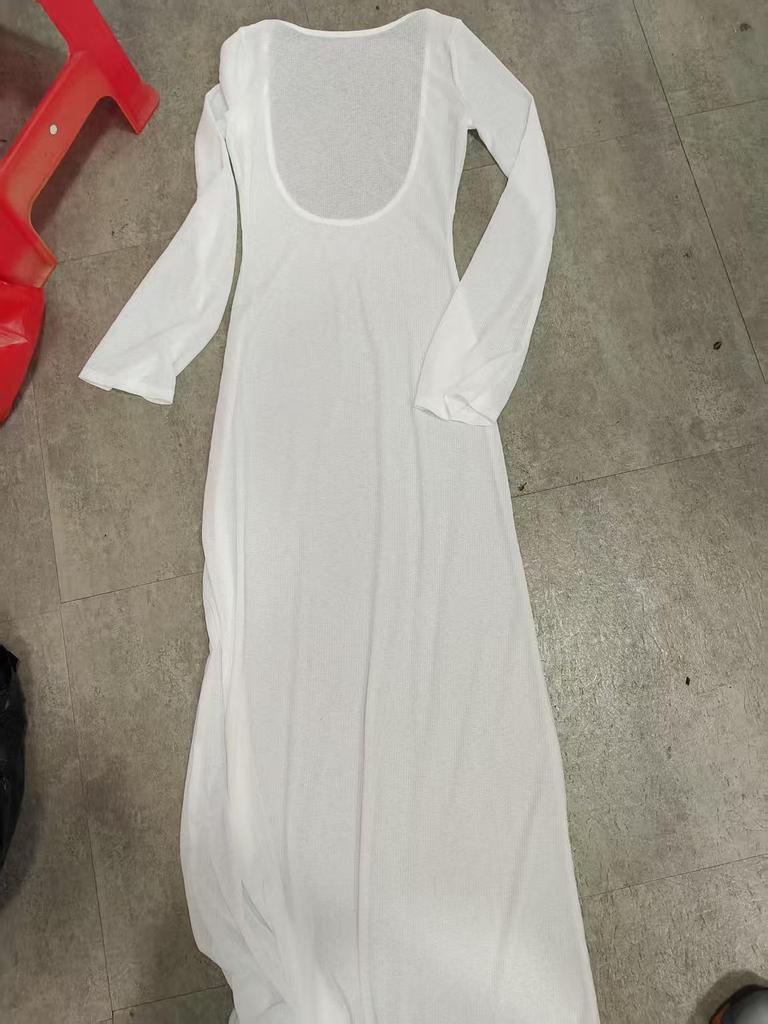 Summer Women's Beach Long Sleeve Backless Dress with Sun Protection