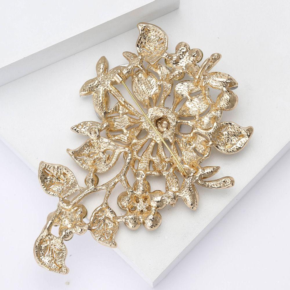 Broche de Banquet de Luxe Vintage en Métal avec Strass Élégante Broche Fleur en Cristal Robe de Soirée