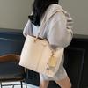 Large capacity tote bag 2025 new fashion single shoulder high sense simple casual underarm women's bag