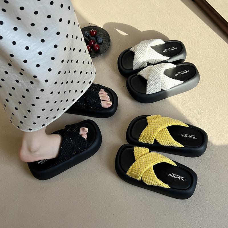 Damen Sommer neue Leder-Sandalen mit dickem Boden für draußen Strand lässig vielseitig Rock rutschfest