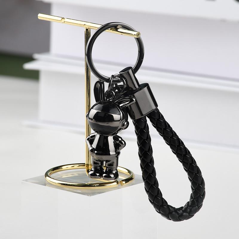 Light luxury woven rope car keychain, astronaut bunny jewelry key chain, cute pendant pendant for men and women