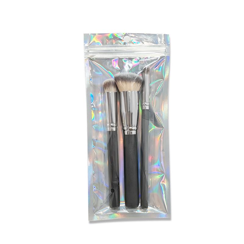 Seamless Angled Round Head Foundation & Concealer Brush, Black