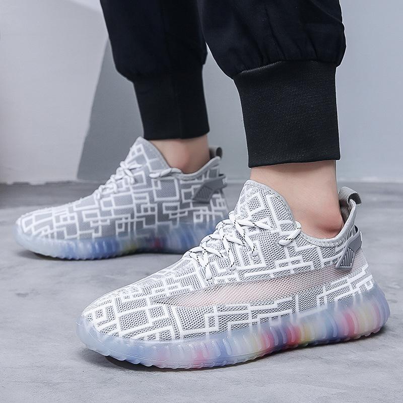 Fashion Summer new mesh comfortable and breathable men's shoes, outdoor anti slip and wear-resistant running sports and leisure shoes