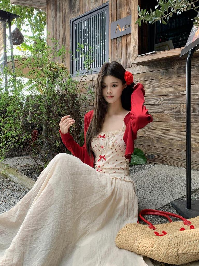 Plus Size Floral Camisole, Wide Hem Skirt & Long Sleeve Cardigan Three-Piece Set for Women