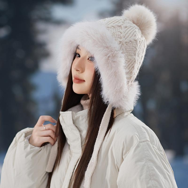 

Новая плюшевая шапка Lei Feng для женщин, зимняя, для велоспорта, утолщенная, теплая, для защиты ушей, вязаная шерстяная шапка, защита от холода на северо-востоке One Size