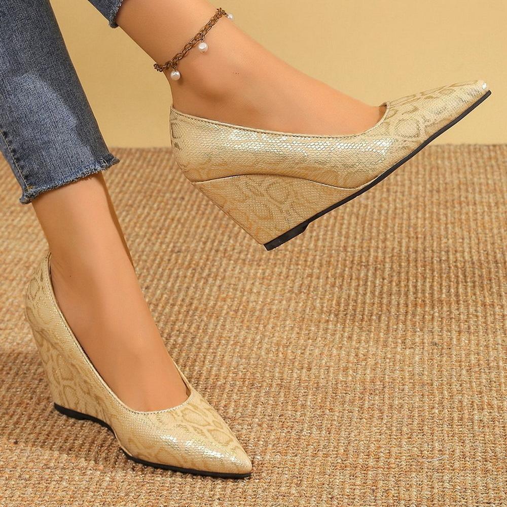 

Мода FHC 2025 Новые туфли-клинья для офисных леди, Рабочая обувь, Женские туфли-лодочки, Высокие каблуки, Заостренный носок, Слипоны, Французский стиль, Золотой, Красный, Розовый, Дропшиппинг 35 золотой