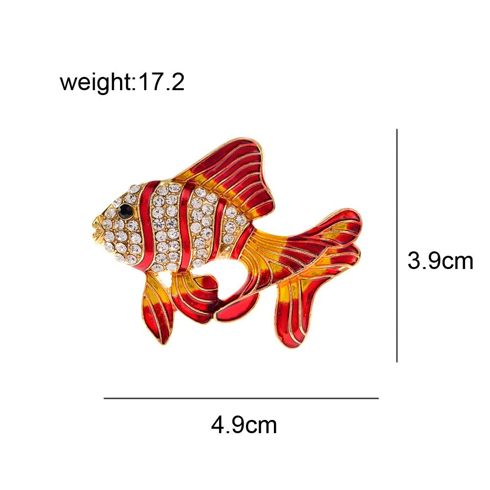 New Beautiful Colorful Tropical Fish Brooches for Wmen 3 Colors Available Animal Pin Rhinestone Shining Accessories