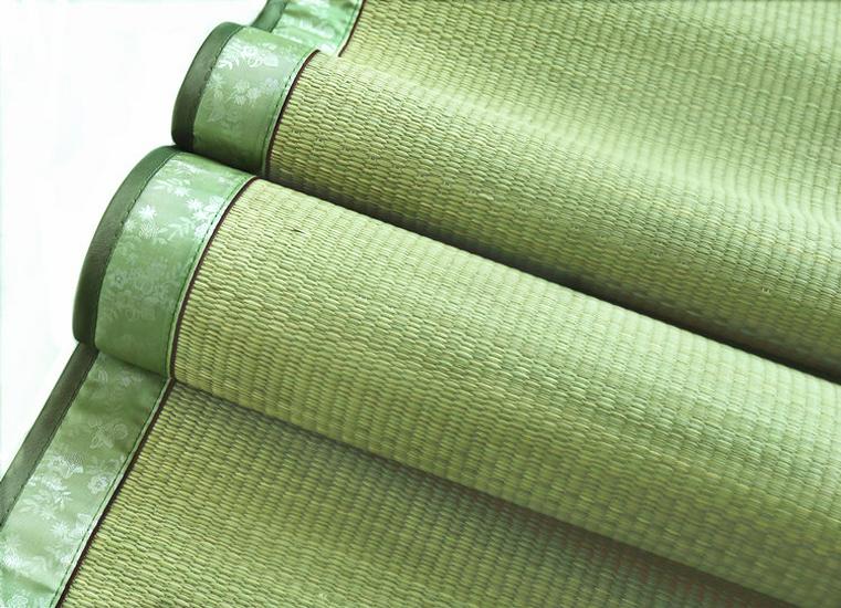 Free Shipping 2026 New Style Foldable Natural Straw Summer Mat for Home and Dormitory with Air Conditioning Compatibility