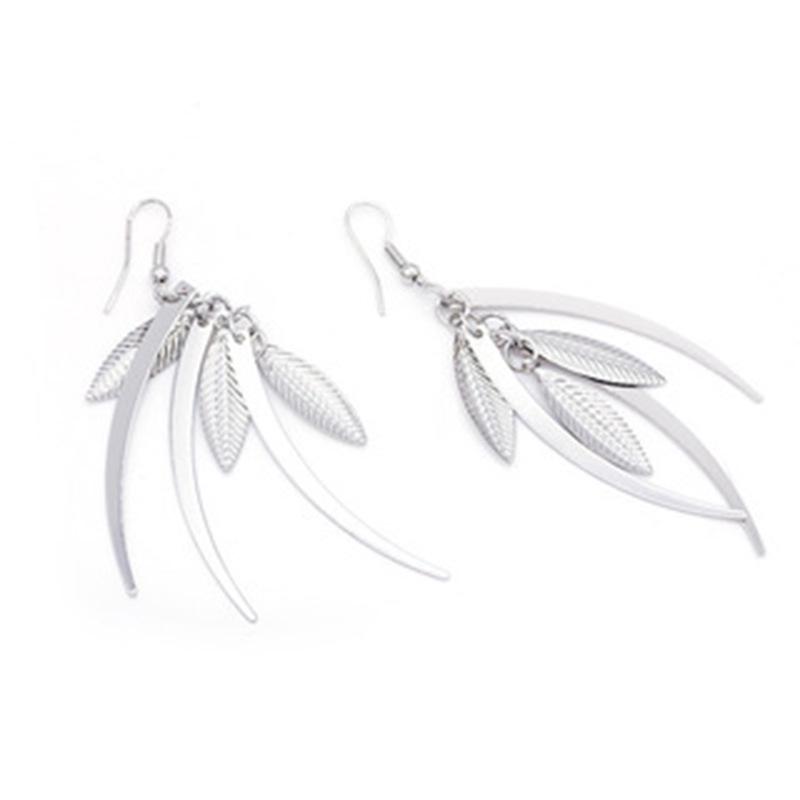 E783 Creative Alloy Leaf Earrings - European & American Bestseller