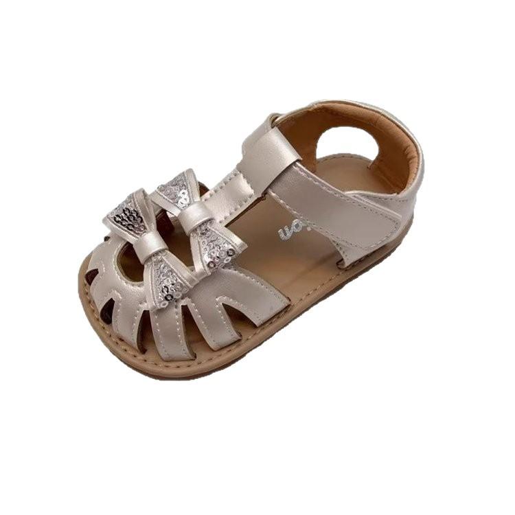 Girls sandals 2025 summer new children's bag head hollow sandals baby girl princess shoes soft-soled beach shoes