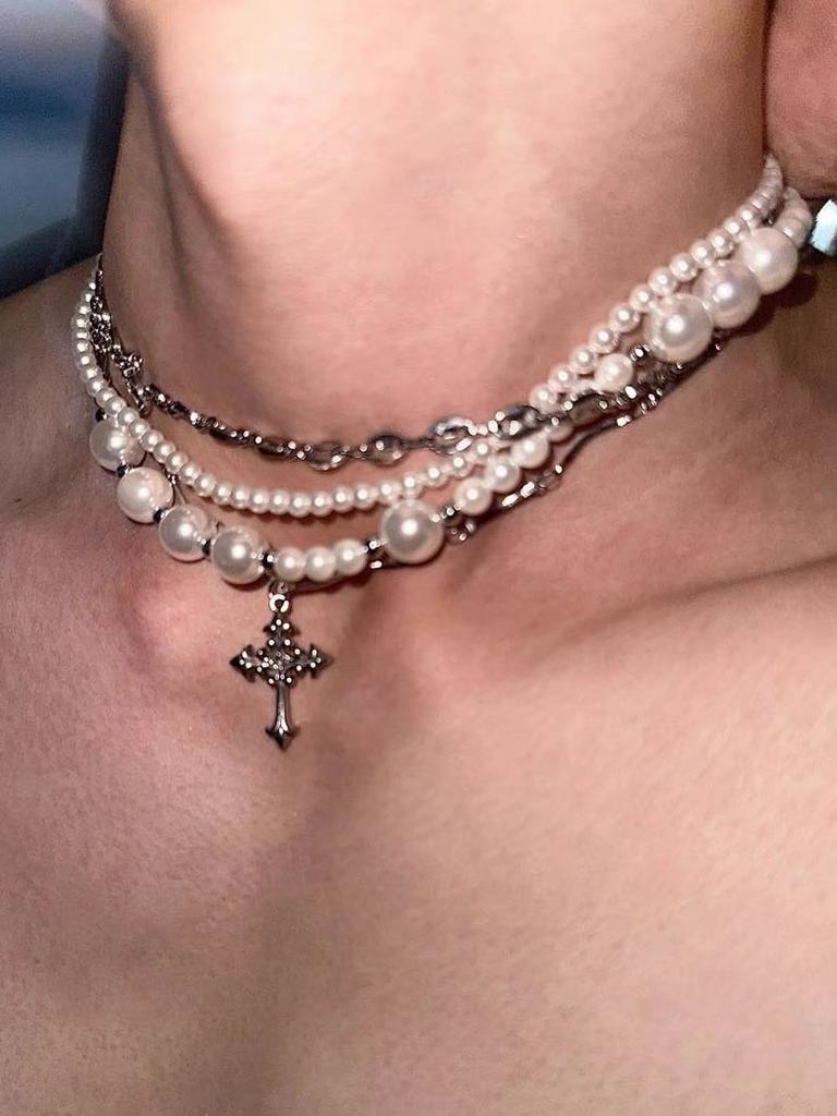 Unordered Pearl Cross Necklace With Handcrafted Alloy Chain For Unisex Fashion Accessory