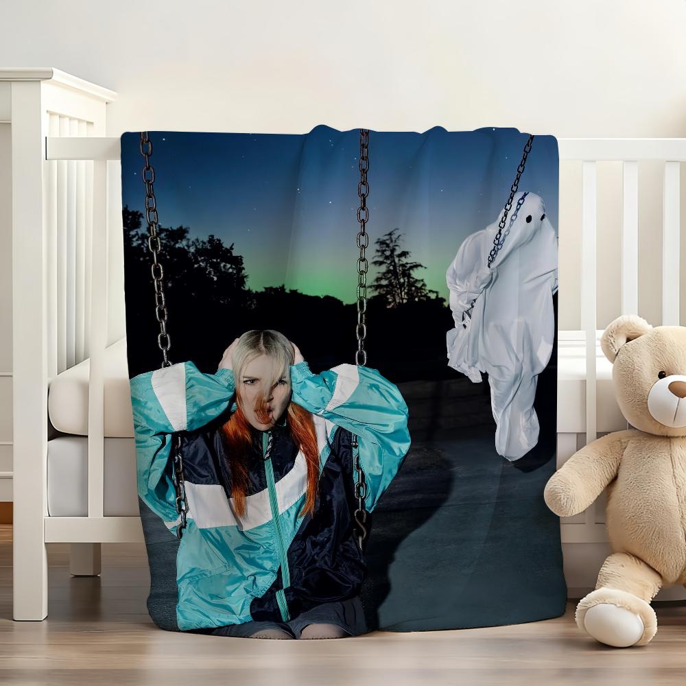 Singer Alison Wonderland GHOST WORLD Blanket Soft and Skin Friendly For Couch Bed Napping Bedspread All Seasons Comforter
