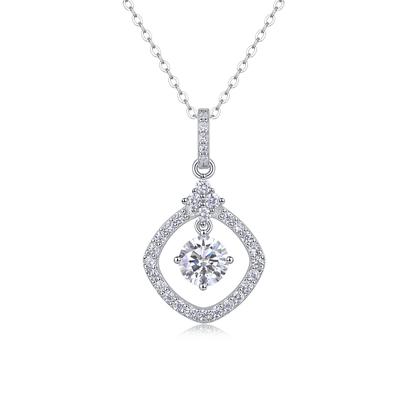 Collier en argent S925 avec pendentif en moissanite et chaîne de clavicule