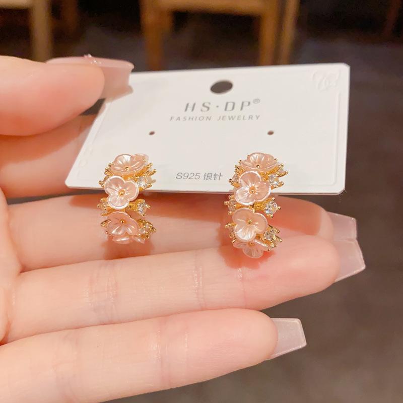 Women Fashion Rhinestone Flower C Shaped Hoop Earrings Minimalist Versatile Female Jewelry