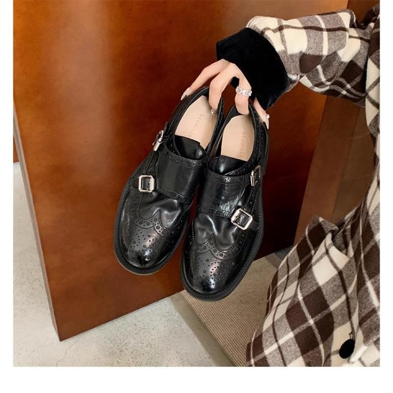 Shoe Shrinkage Horse Leather Carved Double Button Round Head Thick Heel Small Leather Shoes Women