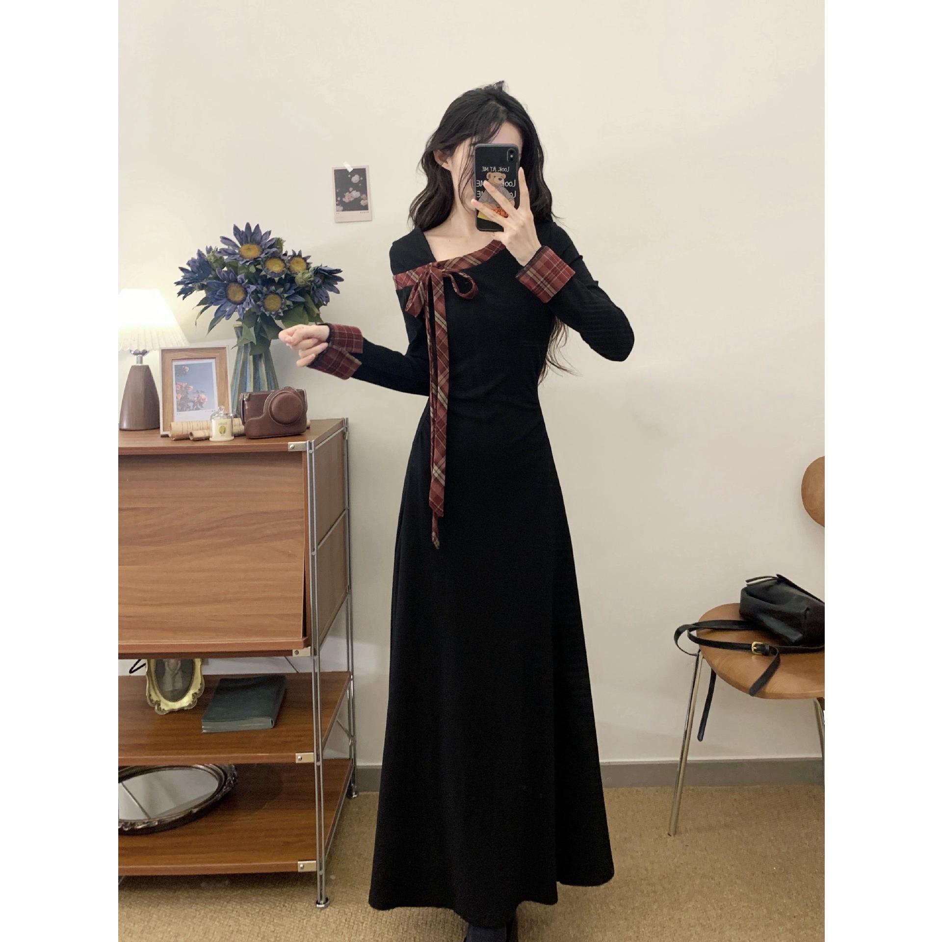 

French Hepburn Style Little Black Dress - Bow Long Sleeve, Tummy Concealing, Slimming Mid-Length Ladies Dress for Spring 2026. Small чёрный