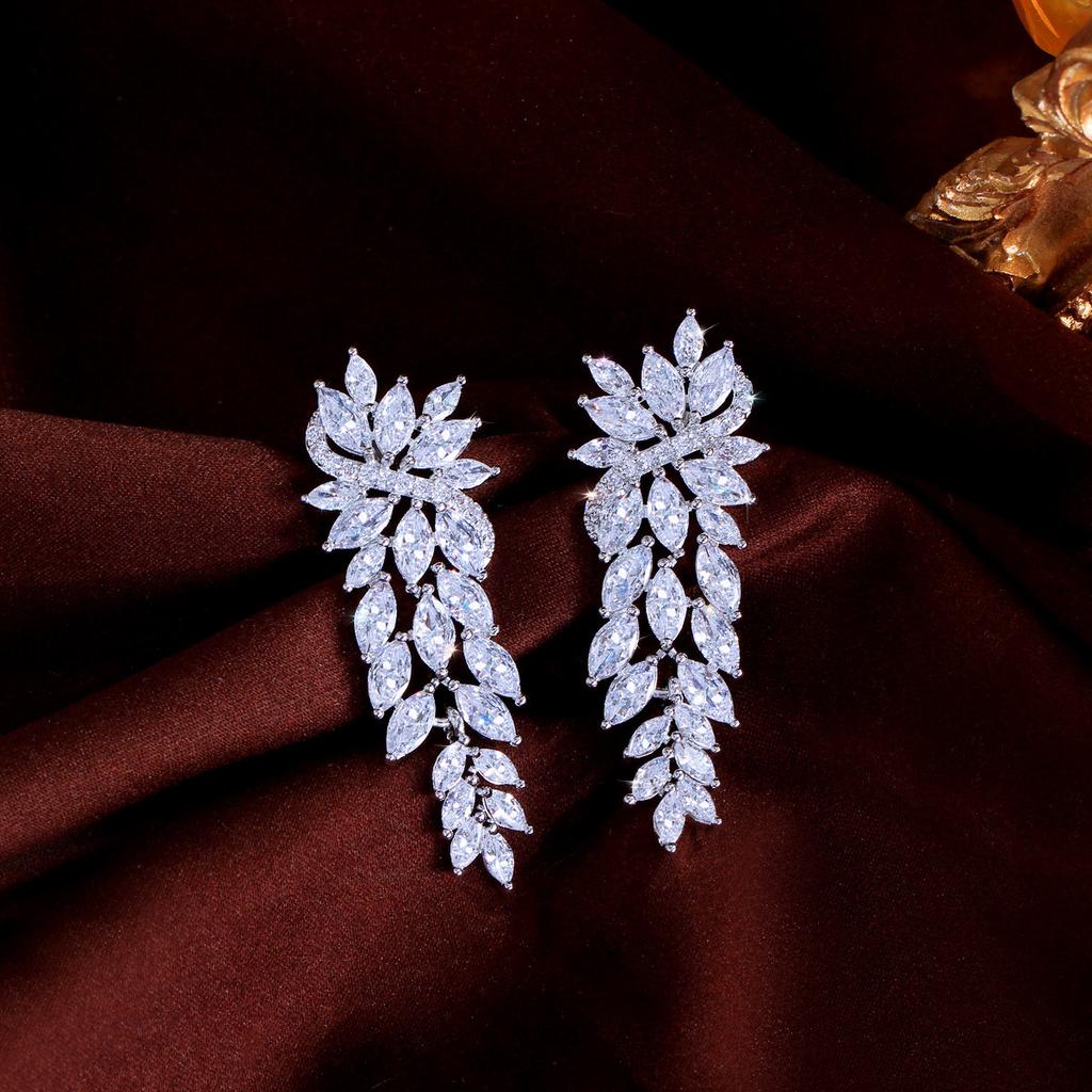 Grid Temperament Full Of Zircon Flower Earrings Bridal Dinner Dress Temperament Luxury Full Of Diamond Earrings