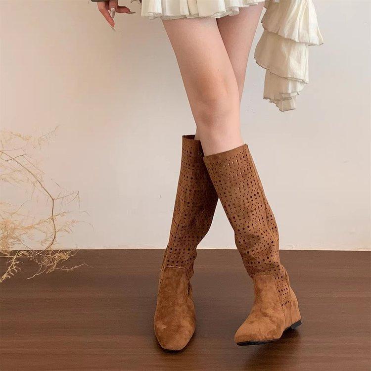 

2025 Лето Новые Женские Сапоги до Колена из Натуральной Замши с Перфорацией, Слипоны, на Низком Клину, Повседневные, Длинные 39