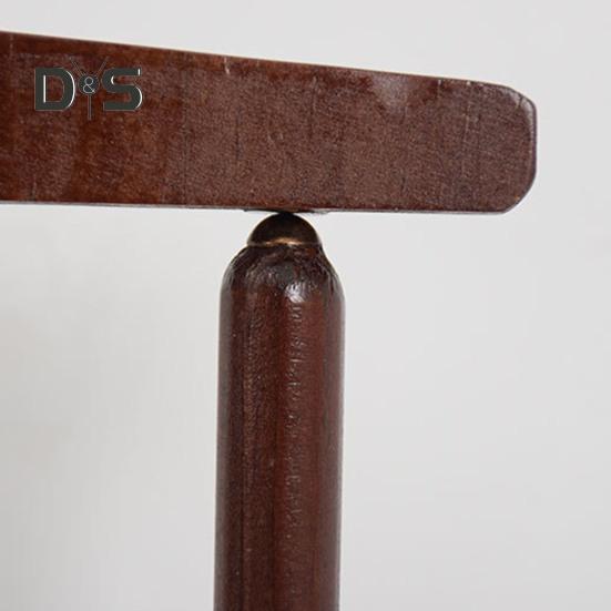 Wooden Yarn Spool Rack with Stable Base Smooth Edge Burr Free Versatile Yarn Ball Dispenser Stand Yarn Spool Rack