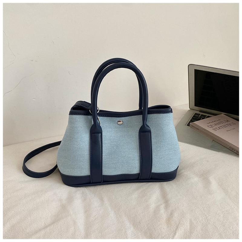 Small-scale Design Hand-held Bucket Bag, Fashionable and Casual Commuting Shoulder Bag with A Slanted Strap