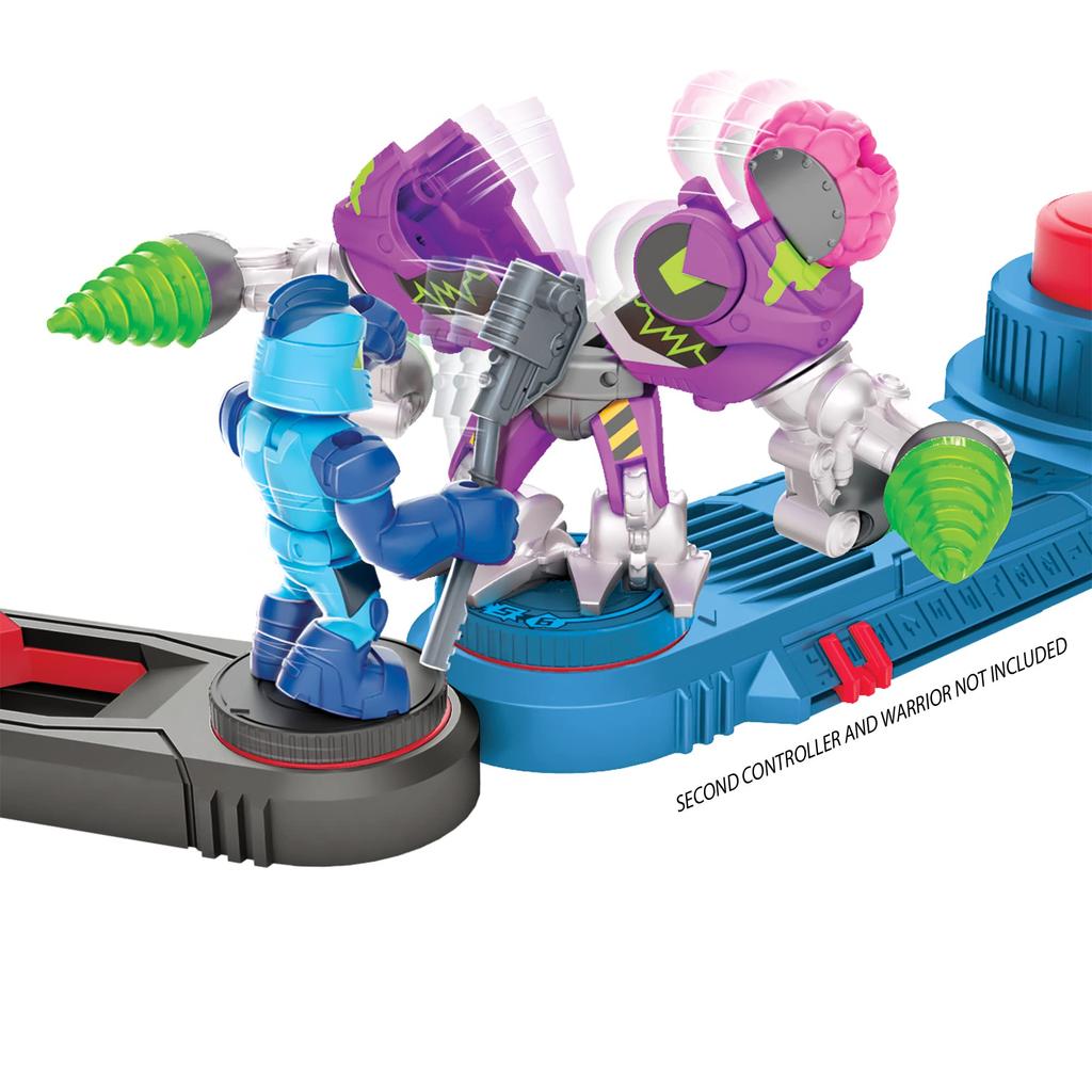 Akedo - Ultimate Arcade Warriors Battle Giants Mini Battle Action Figure Ready, Fight, Split Strike - Drillborg v Alpha Wolf