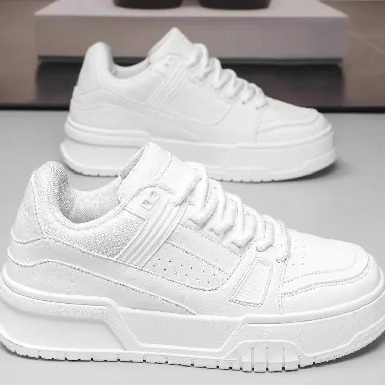 Trendy and Versatile Sports and Leisure Pure Black Skateboard Shoes with Thick Sole Height Increasing and Breathable Men's Shoes