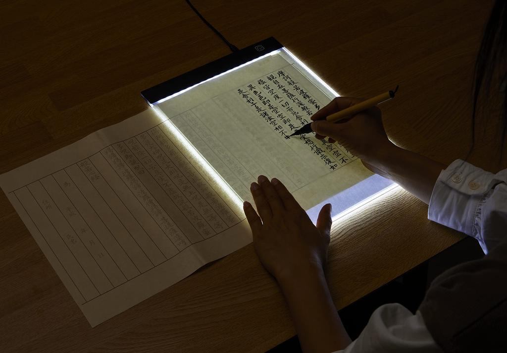 S World Glowing Copy Tracing Board A3 Size