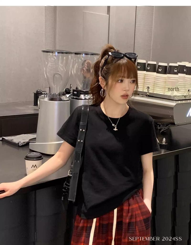 Women's Casual Minimalist Korean White Cotton Short-Sleeve Round Neck T-Shirt
