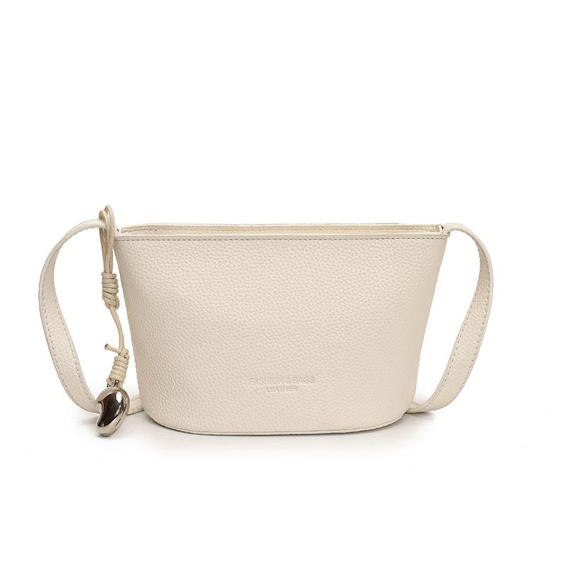 Spring and Summer Popular Hot Sale Simple Lychee Pattern Bucket Small Bag High Sense Versatile Commuter Fashionable Messenger Women's Bag