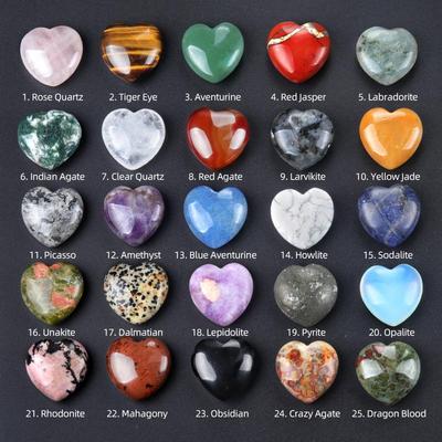 Natürlicher Kristallachat Herzförmiger 30mm Stein - Halbedelstein Valentinstagsgeschenk