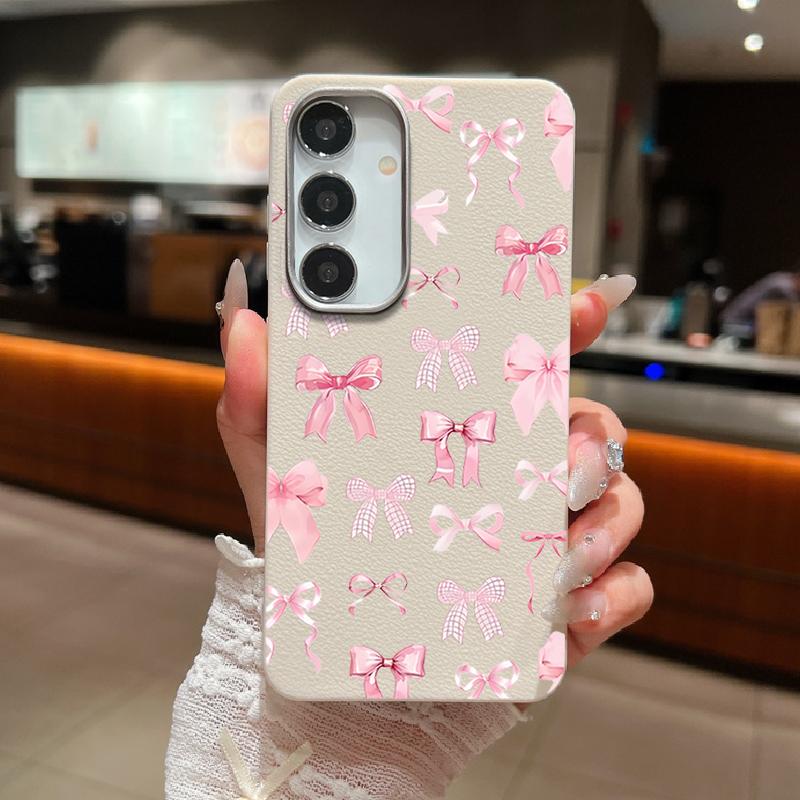 

Чехол-накладка из кожи TPU с принтом бантиком и текстурой для Samsung S25 Ultra S24 FE S23 S22 A56 A36 A16 A15 A55, противоударный, мягкий, матовый чехол для телефона Samsung A16 бежевый/розовый
