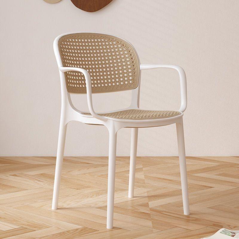 Stylish Rattan-Look Casual Dining Chair – Comfortable Patio or Plastic Chair with Woven Backrest