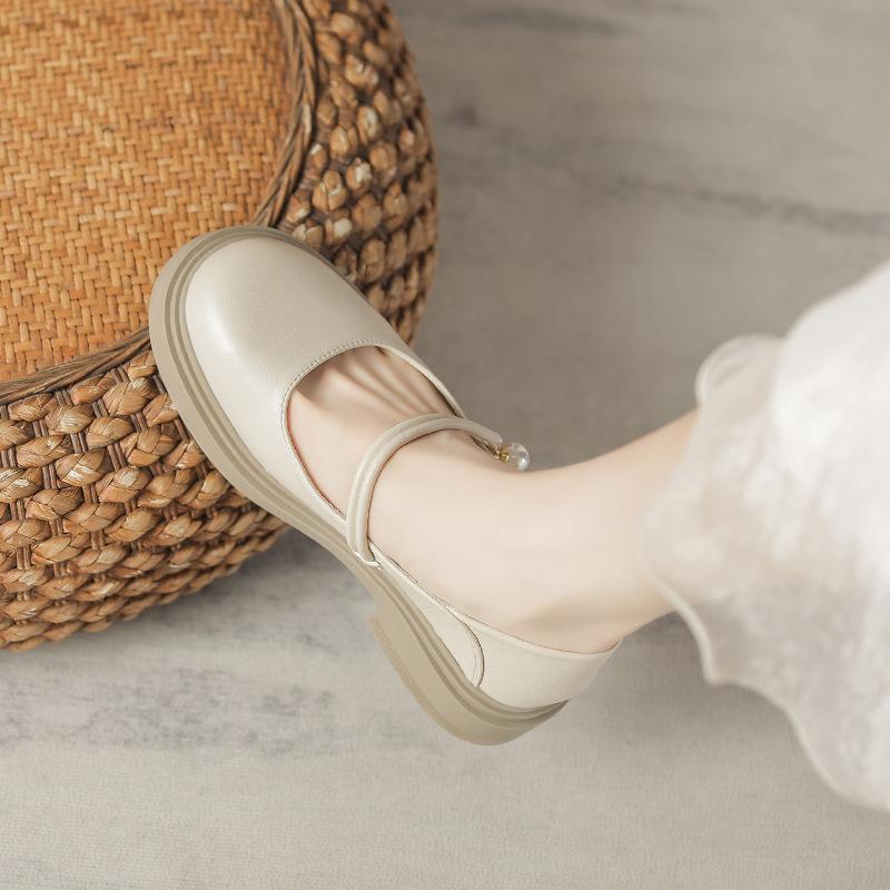 Mary Jane small leather shoes women's skirt spring and autumn new sandals low heel flat bottom word with French bridesmaid list
