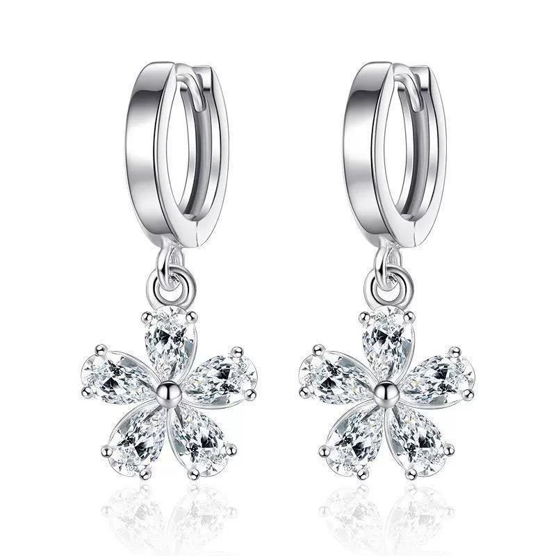 Zircon Hollow Star Stud Earrings for Women Classic Round Square Fashion Ear Cuffs