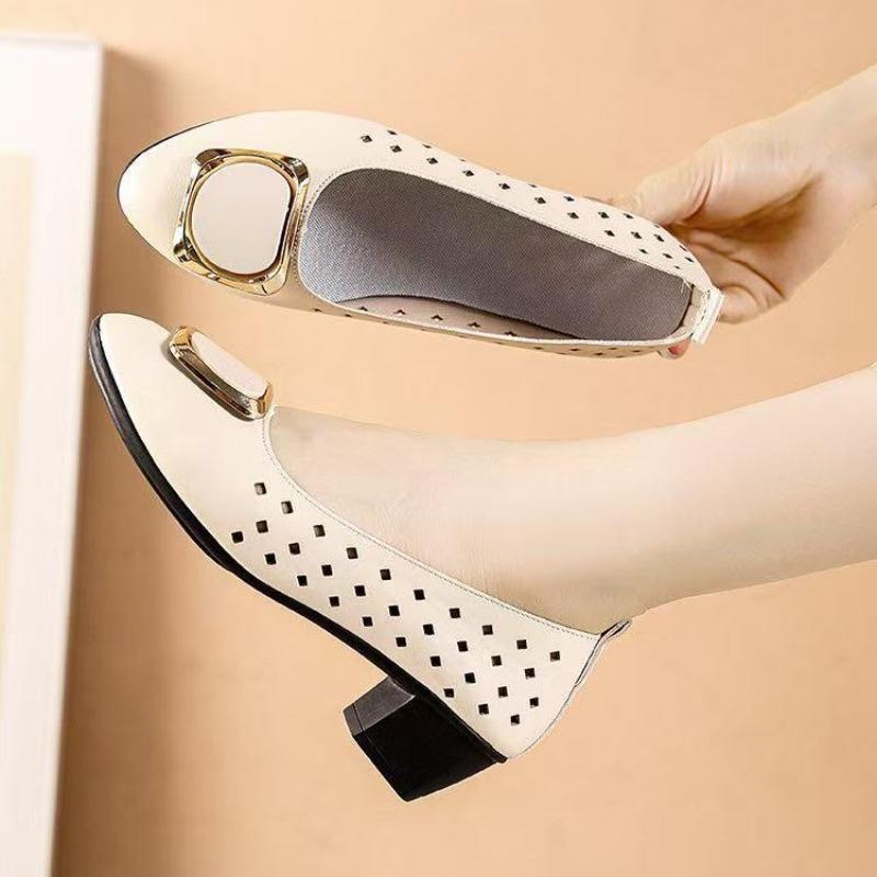 Spring and Autumn new thick heel shallow mouth single shoes pointed high heels women's fashion temperament commuting occupation work cool