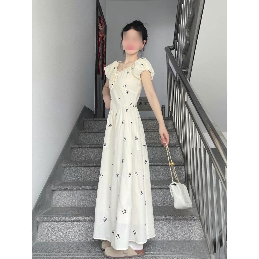 

Платье-сарафан с цветочным принтом, детское летнее новое, темпераментное, с завышенной талией, для фигуры типа груша , длинное платье, маленькие рукава-крылышки XL- (recommended 110-60kg)