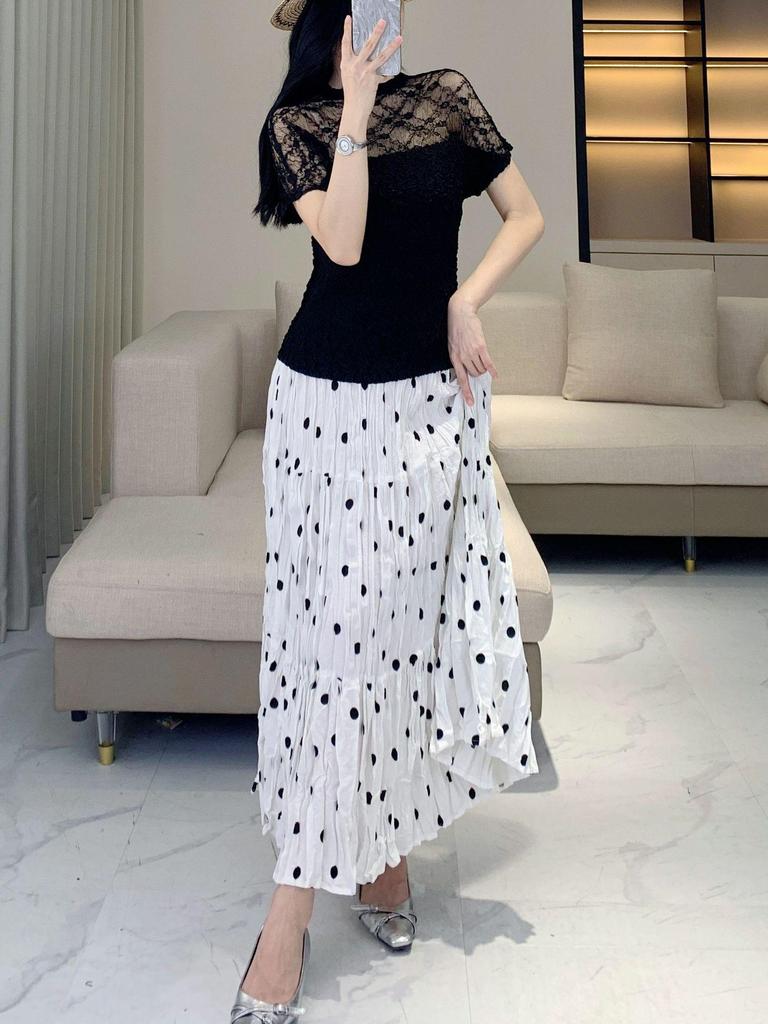 2025 Polka Dot A-line Midi Skirt: Fresh, Sweet, High-waisted, Loose Fit, Hip-covering Long Swing Skirt for Women