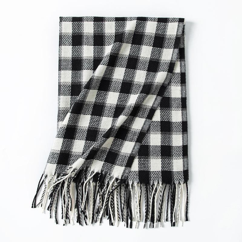 Vintage Maillard scarf women's high-end sense versatile, warm and thickened atmosphere, winter couple plaid scarf
